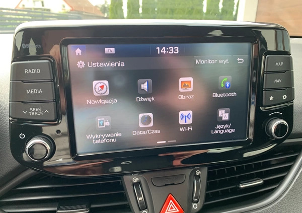 Hyundai I30 cena 46900 przebieg: 74800, rok produkcji 2018 z Września małe 137